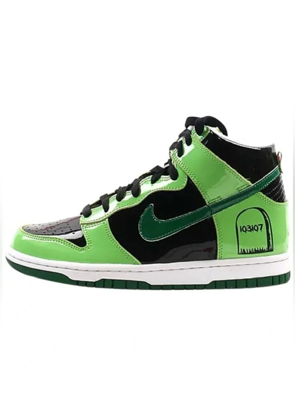 Nike Dunk High Halloween Tombstone